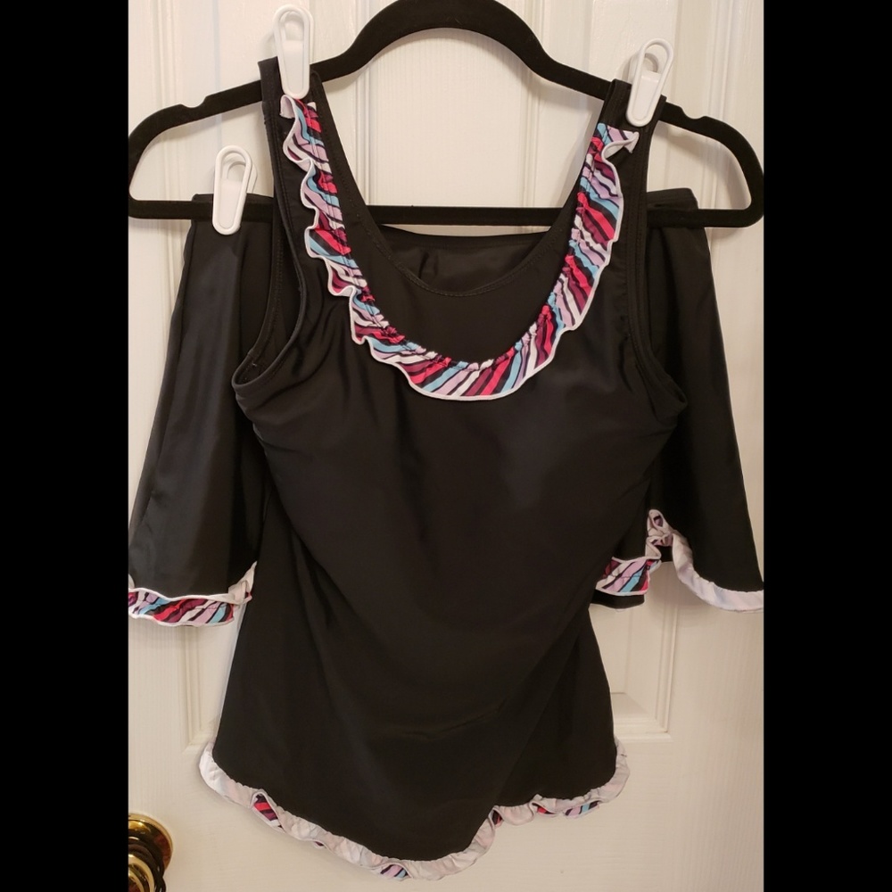 Adorable "Profile style" skirted swimsuit Size M